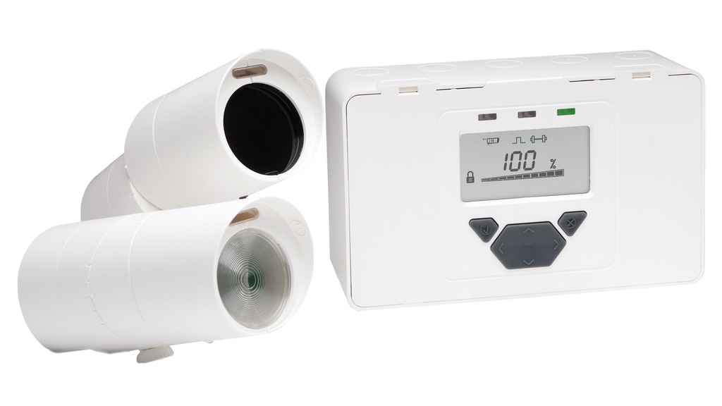 Detector de humo por barrera de rayos infrarrojos con un alcance regulable de 5 a 120 m.